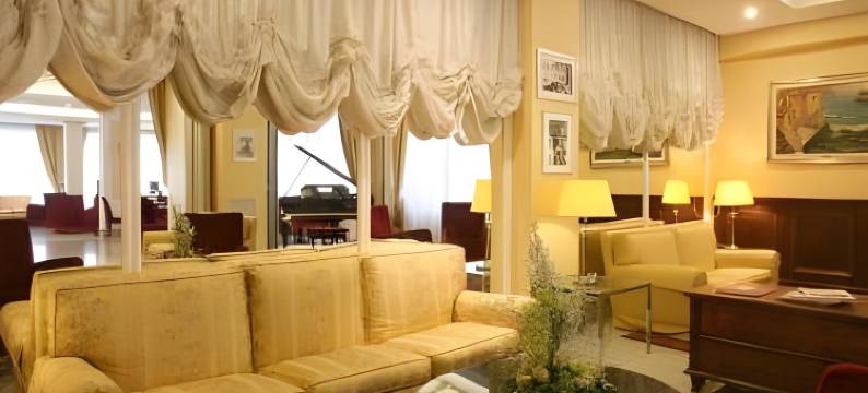 准将艺术酒店(Admiral Art Hotel)图片