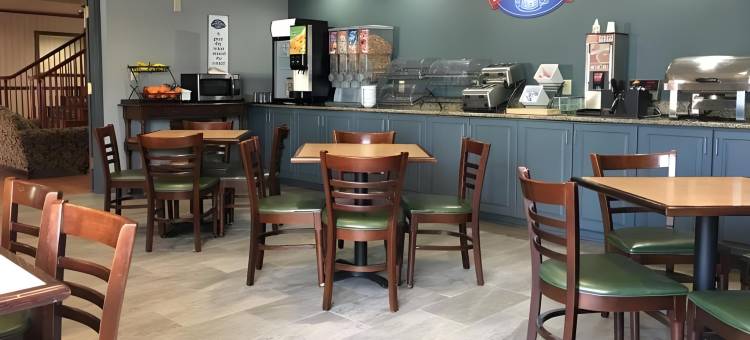 克林顿呗盟套房酒店(Baymont by Wyndham Clinton)图片