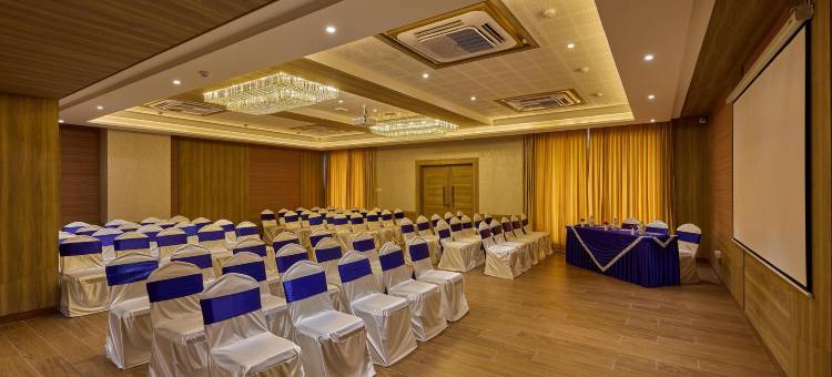 大陆豪苏尔萨罗瓦尔港口联盟酒店(Grand Continent Hosur A Sarovar Portico Affiliate Hotel)图片