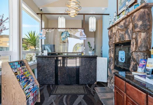 Pacific Shores Inn - Morro Bay Hotel Overview