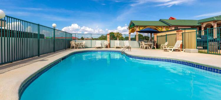 圣安吉洛华美达酒店(Ramada Limited San Angelo)图片