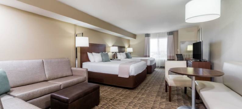 威灵特里德尔菲亚高地浩枫温德姆公寓(Hawthorn Suites by Wyndham Wheeling at the Highlands)图片