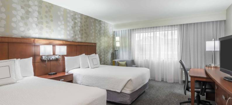 诺克斯维尔锡特布拉夫万怡酒店(Courtyard Knoxville Cedar Bluff)图片