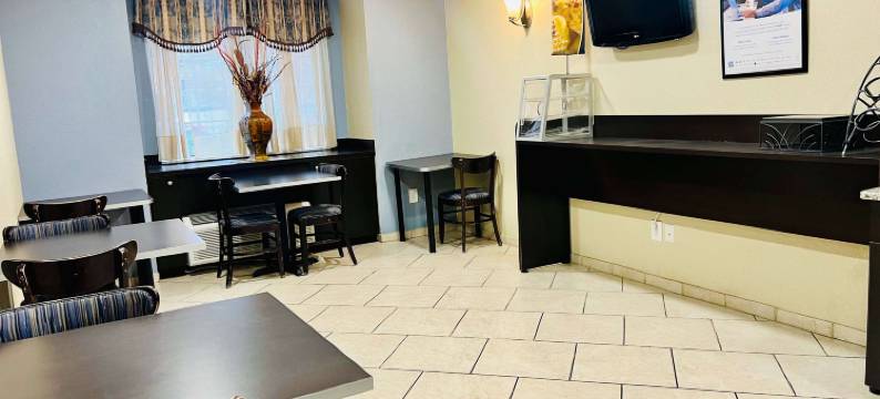 乔治敦麦客达套房酒店(Microtel Inn & Suites by Wyndham Georgetown)图片