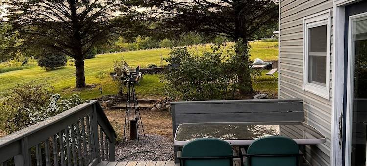 Scenic Views on 20 Acres! the Family Cabin Awaits. Sleeps 10图片