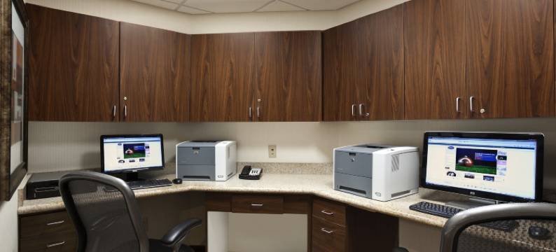 康罗I-45号北欢朋套房酒店(Hampton Inn & Suites Conroe I-45 North)图片