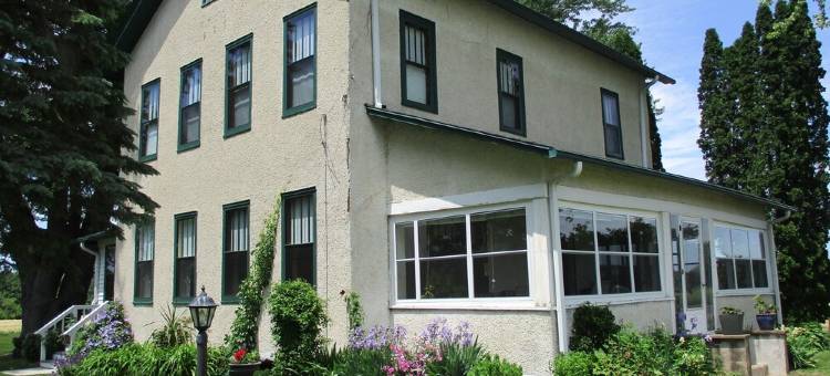 Vintage Charm - Historic Home - Spacious, Scenic - Near Devil's Lake, WI Dells图片