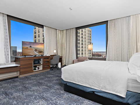 堪萨斯城市中心金融区欢朋酒店