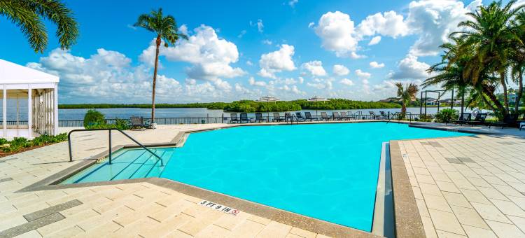 坦帕落基点海滨希尔顿逸林酒店(DoubleTree by Hilton Tampa Rocky Point Waterfront)图片