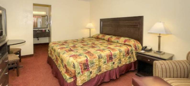 瑞莱克斯套房酒店(Relax Inn and Suites)图片