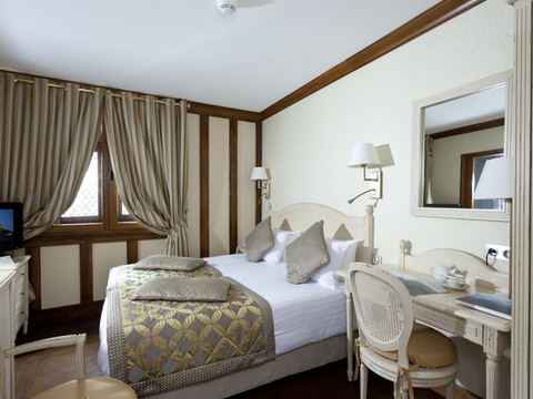 奥贝奇圣皮埃尔酒店