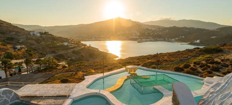 阿加利亚豪华套房别墅(Agalia Luxury Suites)图片