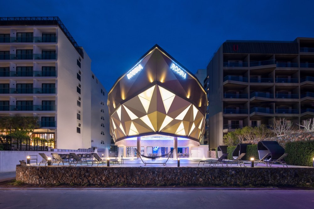 Rodina Beach Hotel Over view