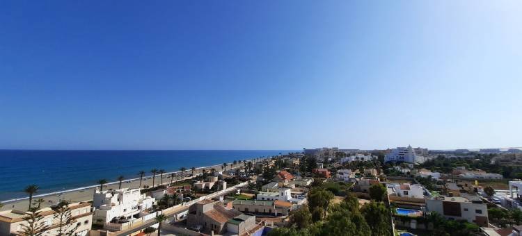 滨海罗克塔斯太阳目的地出租公寓(Destinos de Sol Roquetas de Mar Apartamentos)图片