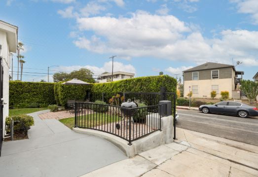 Modern Oasis with Outdoor Dining and BBQ - Stylish Retreat Hotel Overview