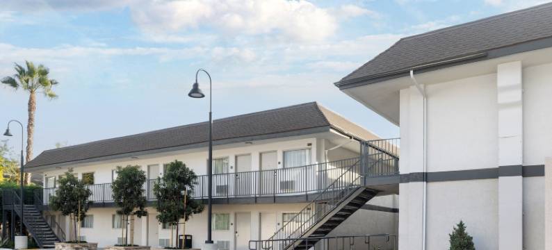 橙园旅店(Orange Grove Inn)图片