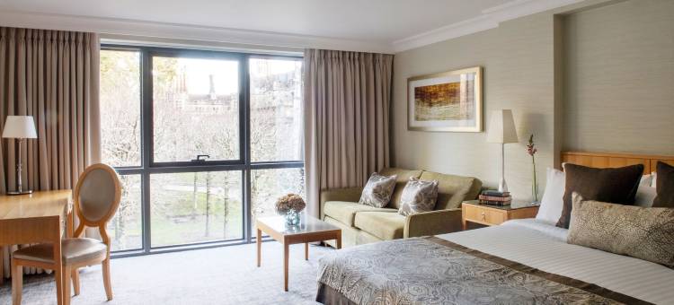 精选莱尼菲尔德别墅酒店(Rhinefield House Hotel)图片