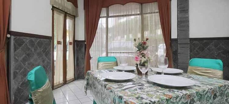 离印尼日惹黎波购物广场近的乐斯塔里酒店(Hotel Lestari Near Lippo Plaza Mall Jember Mitra RedDoorz)图片