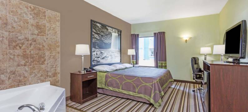 中洛锡安荷尔大街 - 里士满区温德姆速 8 酒店(Super 8 by Wyndham Hull Street Midlothian/Richmond Area)图片