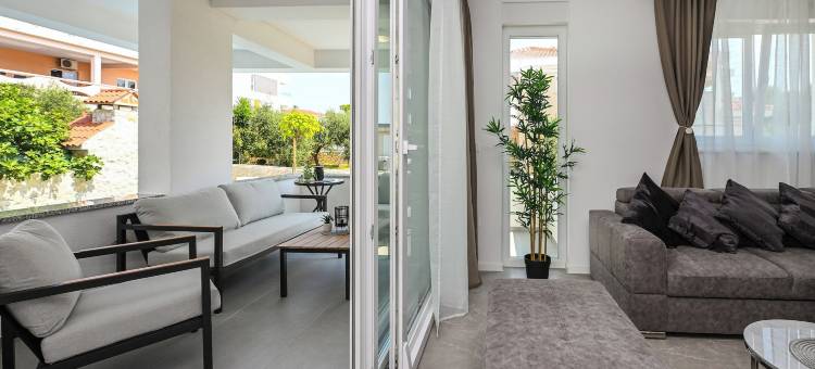 Nova 豪华住宅公寓 带私人加热泳池(Nova Luxury Residence Apartment with Private Heated Pool)图片