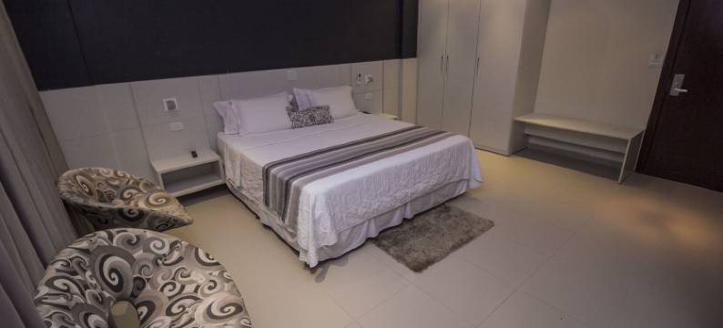 金座大酒店(Golden Plaza Hotel)图片