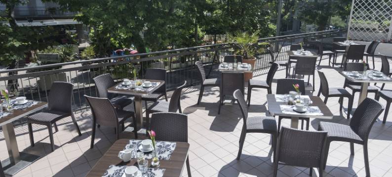 俱乐部会议酒店(Club Meeting Hotel)图片