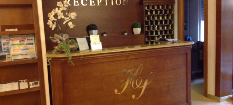 提兰诺酒店(Hotel Tirreno)图片