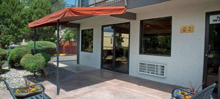 大章克申梅萨酒店(Studio 6 Grand Junction, CO)图片