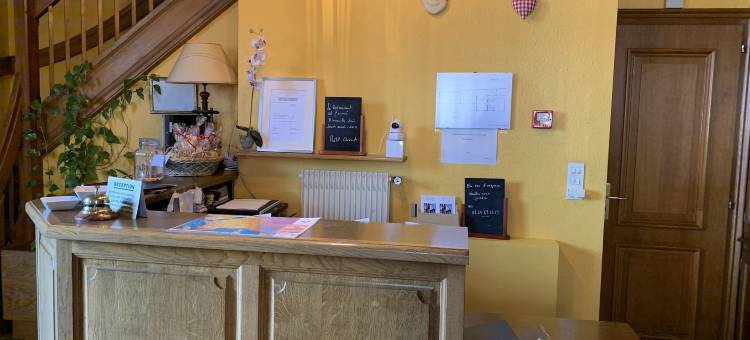 弗吉斯涛特尔酒店(Logis-Cit'Hôtel des Vosges 5 Rue de la Gare)图片