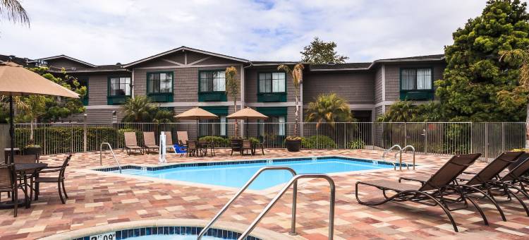 智选假日套房酒店卡宾特里拉的(Holiday Inn Express & Suites Carpinteria)图片