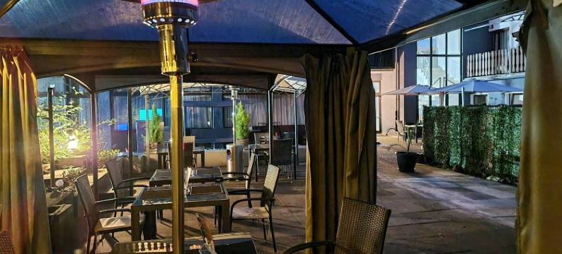 下德赖斯巴赫庭院旅馆(Niederdreisbacher Hof)图片