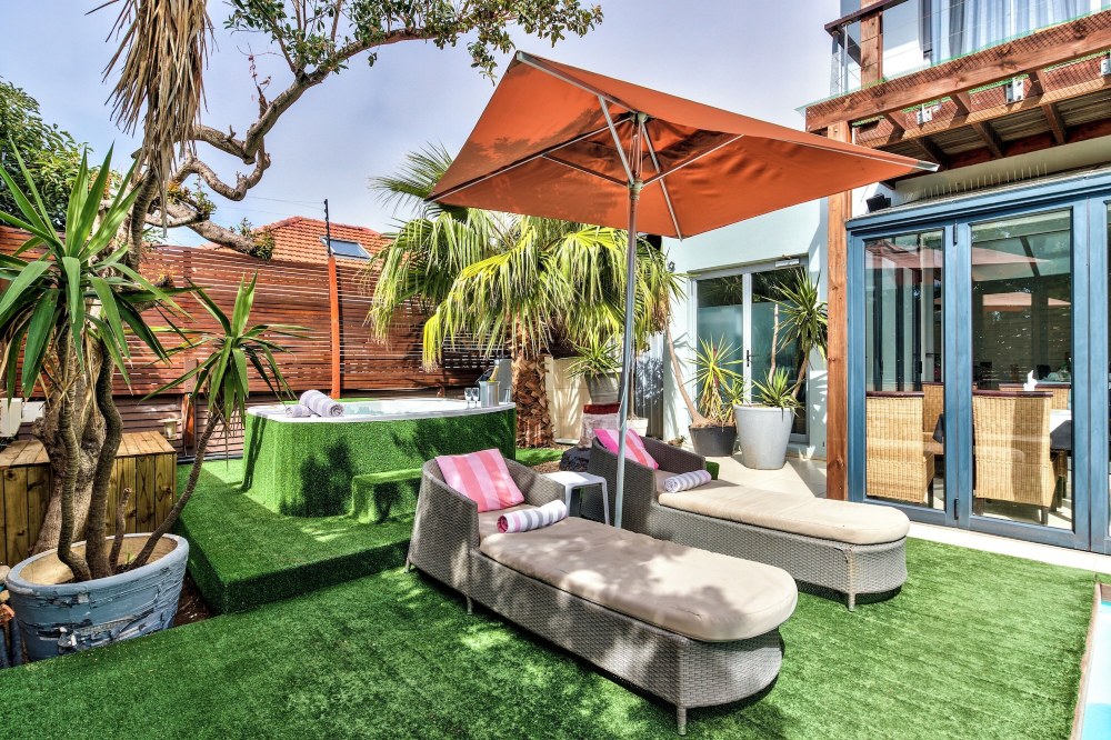 The One 8 Hotel in Green Point - Solar Power Over view