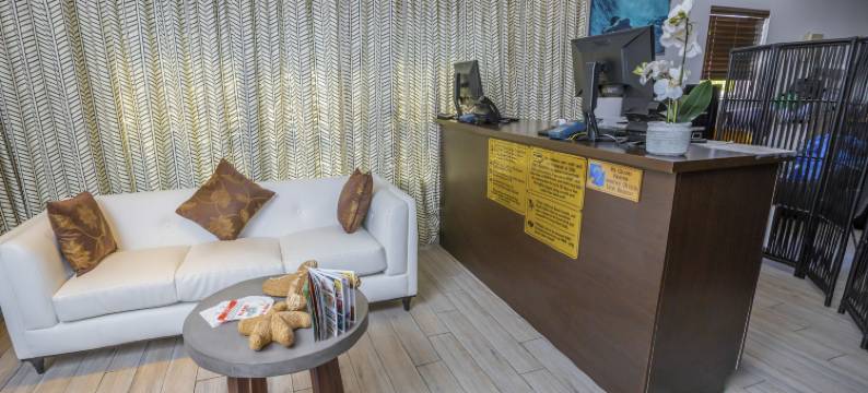 海滨全套房酒店(Beachside All Suites Hotel)图片