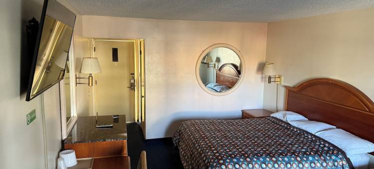 节日酒店- 贝尔花园/ 洛杉矶(Fiesta Inn Los Angeles - Bell Gardens)图片