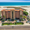 Surf Beach Treasure Island Resort = 冲浪海滩珍宝岛度假村