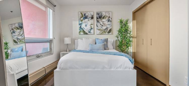 Chic Luxe 2BD + Free Parking-Central Downtown Gem图片