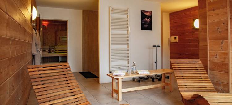 洛吉斯湖泊酒店及餐厅(Logis Hôtel & Restaurant des Lacs)图片