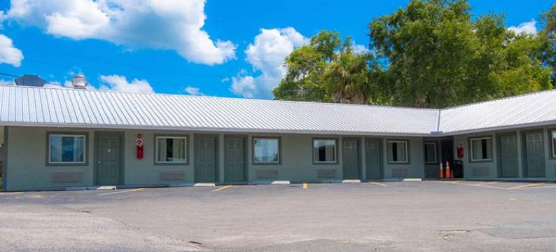 盖托尔巢穴汽车旅馆(The Gator Den)图片