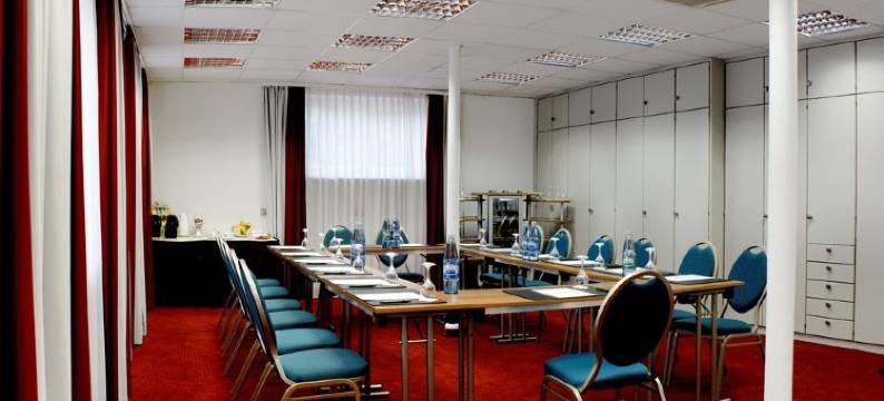 拜耶里斯彻霍夫酒店(Hotel Bayerischer Hof)图片