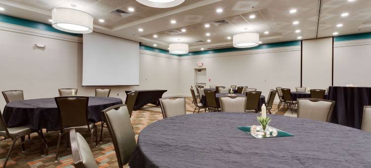 迈尔斯堡机场FGCU德鲁里套房酒店(Drury Inn & Suites Fort Myers Airport FGCU)图片