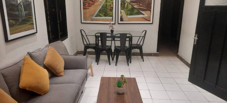 Capital O 奇帕纳斯公寓(阿加佩别墅)(Capital O Cipanas Residence (Villa Agape))图片