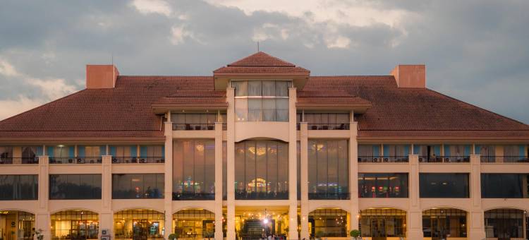 苏比克湾游艇俱乐部(Subic Bay Yacht Club)图片
