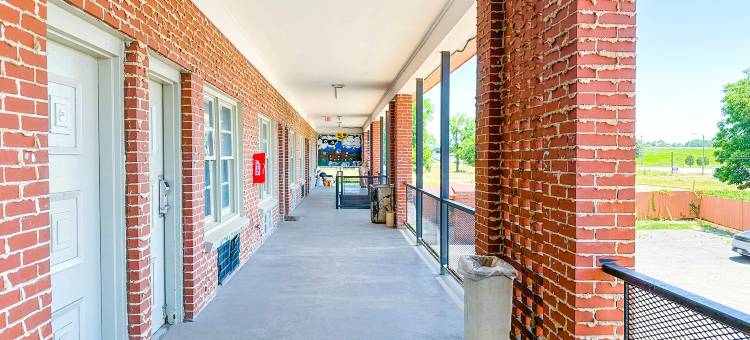 OYO 奥尔巴尼的日出旅馆(Sunrise Inn by OYO Albany)图片