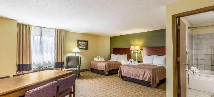 贝茨维尔 I-74 凯艺酒店(Quality Inn I-74 Batesville)图片