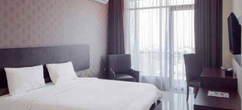 苏卡布米阳台酒店(Balcony Hotel Sukabumi)图片