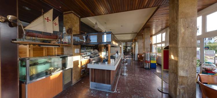 科斯莫波尔酒店(Hotel Cosmopol)图片