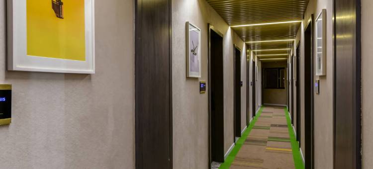 Fabhotel Prime绿洲蓝(FabHotel Prime Oasis Blue - Near Chetak Bridge)图片