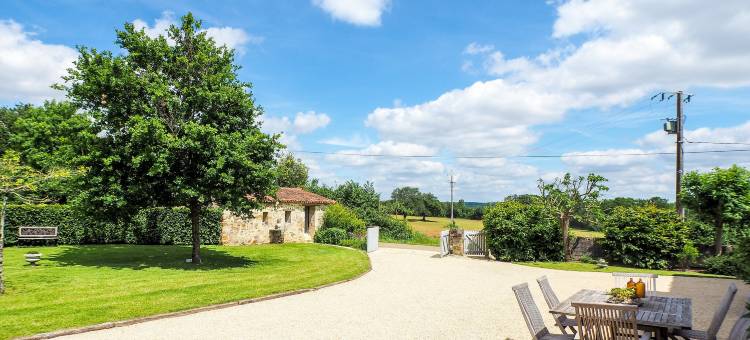 Holiday Home Saint-Laurent Pool Retreat图片
