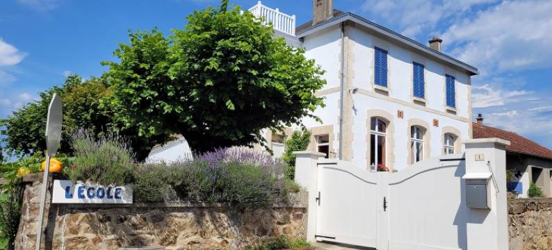 Holiday Home in Limousin near Forest图片