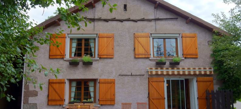 Holiday Home in La Chapelle with Garden图片